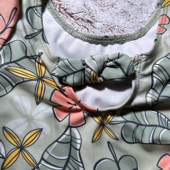 PRE LOVED* Disney Princess Moana; Girls Swimsuit; Size 3T; Condition; Like New - Picture 4 of 6